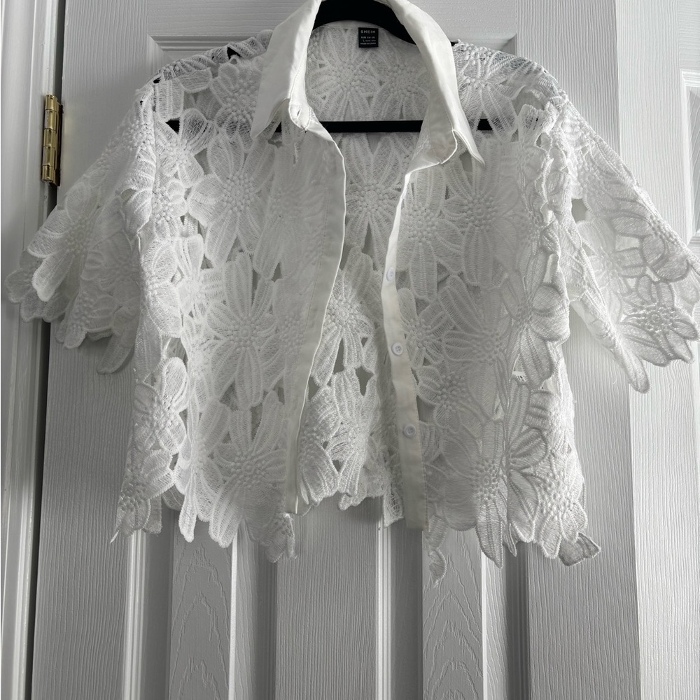 SHEIN White Cropped Embellished Blouse with Notched Collar
